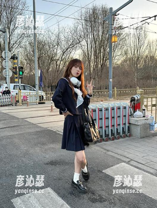 这款17吃瓜网app，居然还可以比拼吃瓜技术？