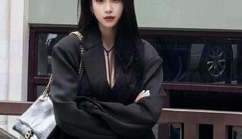 一边刷视频，一边感叹，17吃瓜网官网也是个套路满满的地方啊！