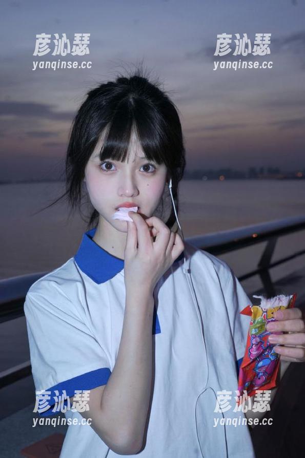 17吃瓜网的导航，让我在八卦的海洋中乘风破浪，感受爽快。