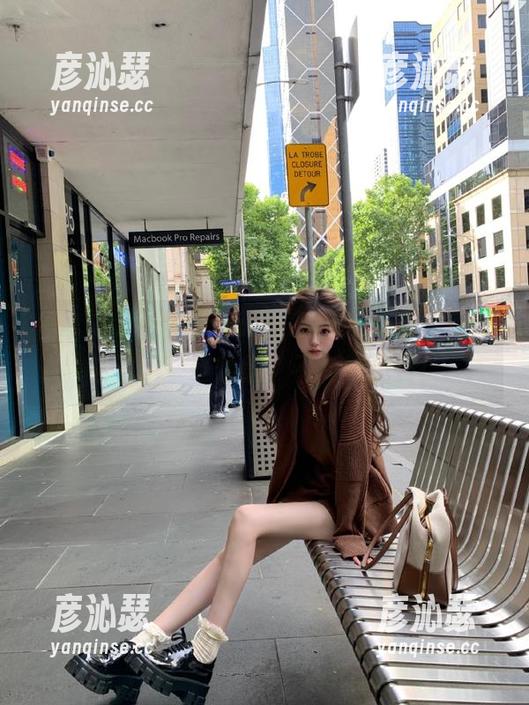 登录www.51.com后，免费领取了一堆烦恼，不如不免费！