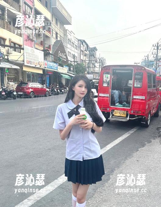 不花钱就能八卦？快点点击www.51.com的免费链接！先来先得！