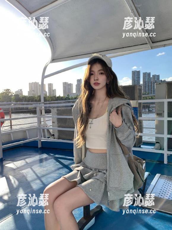 解锁“51吃瓜”官网入口，永久潜伏于此，成为吃瓜界的隐形大师！