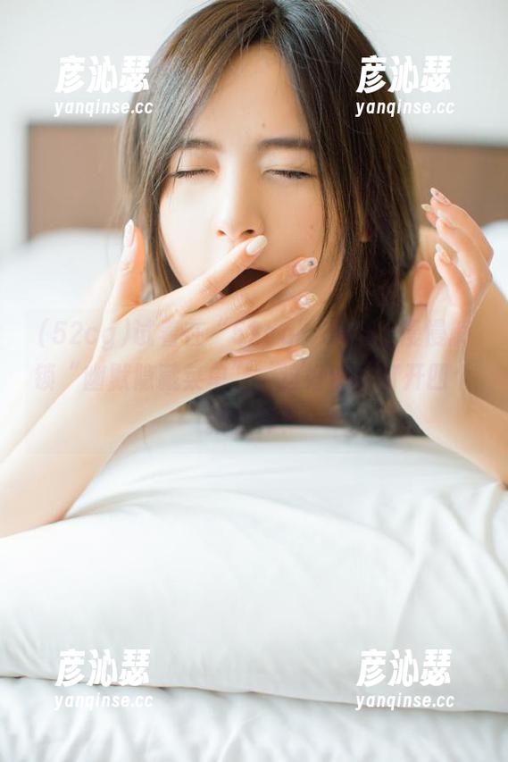 试着在“52cg”app上慢慢解锁“幽默隐藏菜单”，这好像会打开四个新世界？
