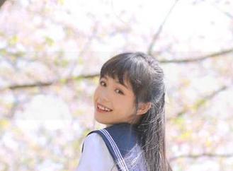 有事没事就上52cg看视频，心里总觉得没那么无聊。
