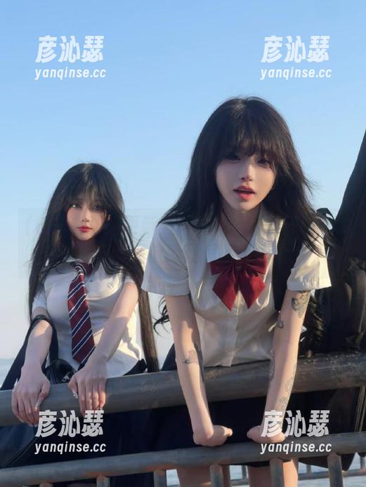 更新！66吃瓜网黄晓明的果皮趣事，面前的西瓜毫无形象。