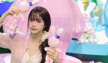 91吃瓜网站，都是些“站”。这画面，我真是看不懂。