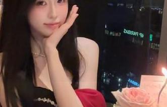花式盲目追更，hlw更新又要怼上热搜了？