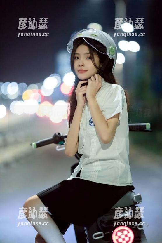 看picacgcg苹果版仿佛一场视觉马拉松，而我的内心早已疲惫不堪…