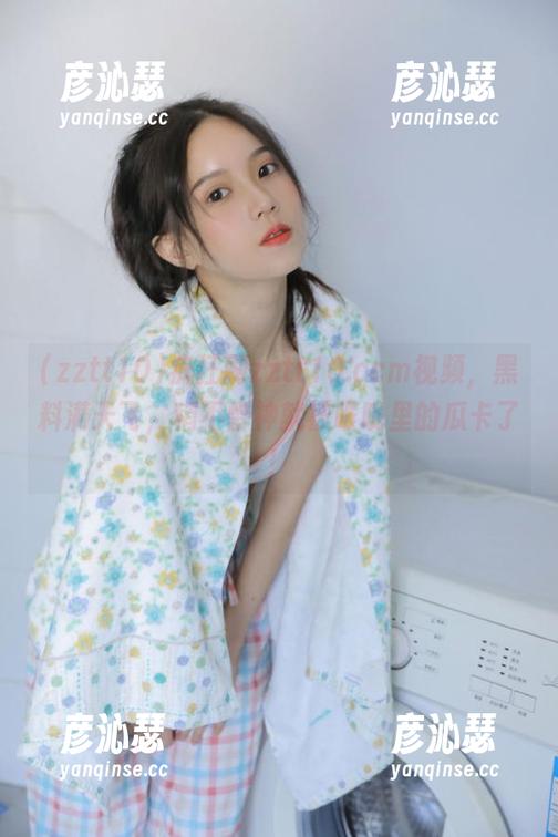 疯狂刷zztt10.ccm视频，黑料满天飞，稍不留神就被喉咙里的瓜卡了！