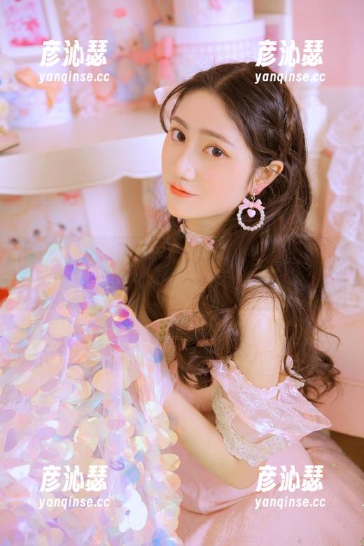 “zztt11”一键下载，以为我能逃脱八卦的魔掌？抱歉，没戏！