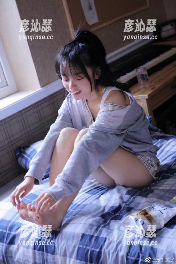 dd的瓜，cc的汁——zztt21苹果版带你进入吃瓜新时代！