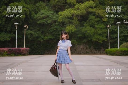 五一吃瓜 五一吃瓜的免费版,真是无比自信,内容少得可怜!