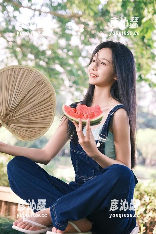五一吃瓜 五一吃瓜官网更新:最新“菊花文学”横空出世,果汁满满,能喝吗?