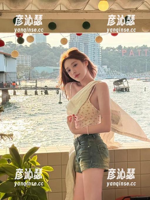 “五一黑料”app里，杂七杂八的瓜都是我的最爱～