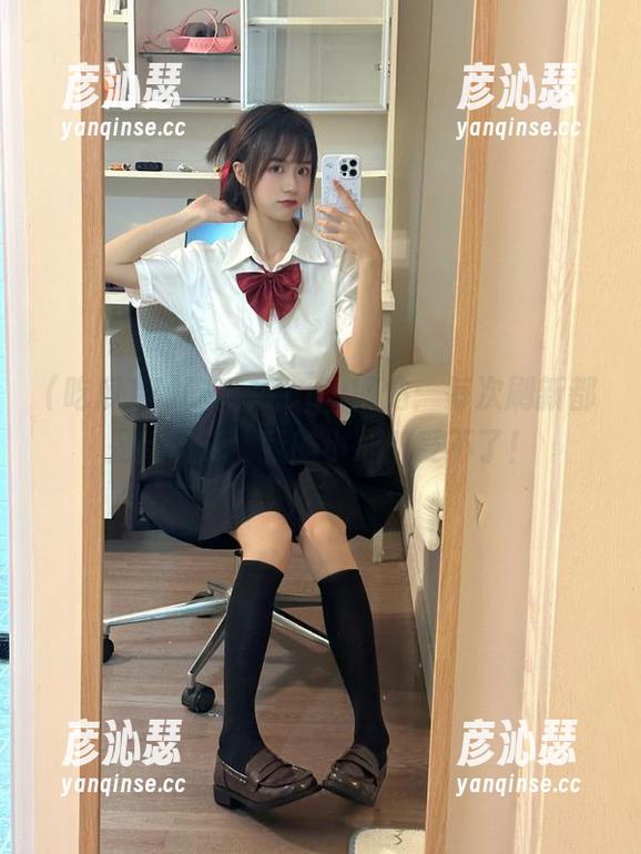 吃瓜17 吃瓜17cgg网站:每次刷新都是新风云,我的小心脏受不了!