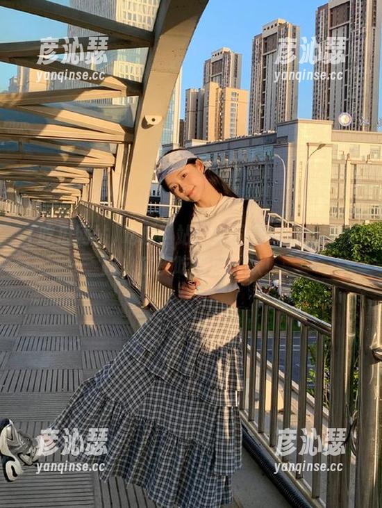吃瓜网站：全国最大的免费线路，瓜皮吃得那么欢！
