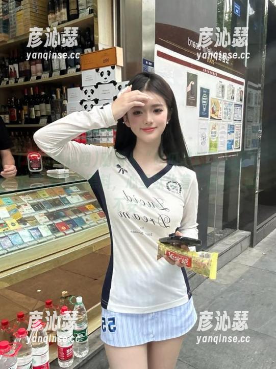 刚刚从“吃瓜黑料网入口”捡起来几颗黑料，心里默化着“走心”的不安……