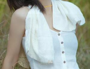 下载“好莱坞黑料正能量”的地址在这，给我来点真实的八卦啊！