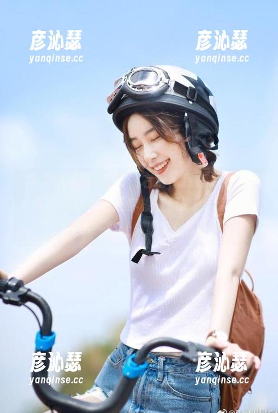 左滑，右滑，我在“我要吃瓜网”网站上如同穿梭在瓜海，无意间发现了一些让人咂舌的瓜！