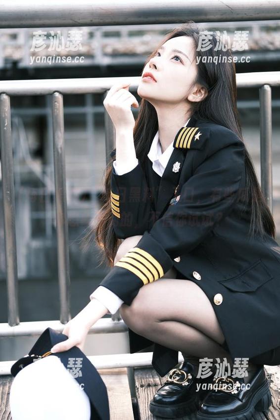 “每日黑料”入口，有些瓜是你想象不到的，不信你试试？
