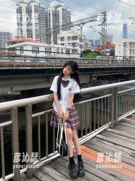 网曝黑料 微博热搜的焦点竟然是“网曝黑料”,传送门那侧有点不太妙?