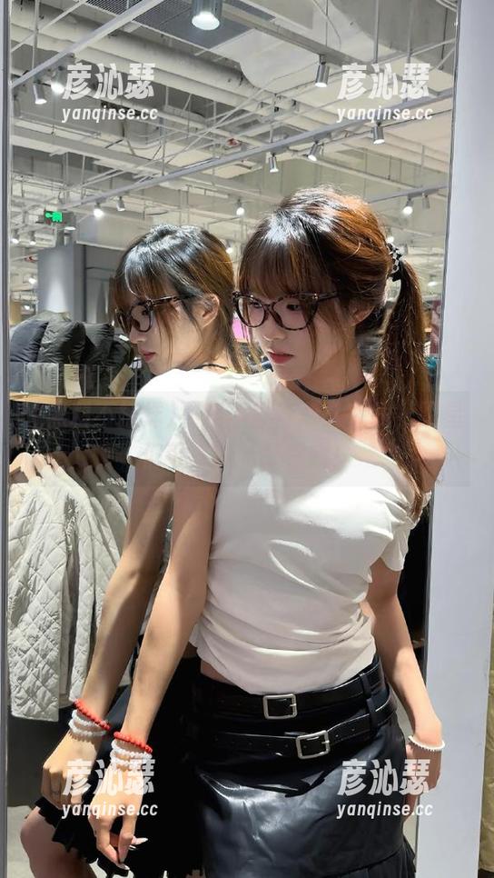 黑料不打烊永久在线，明星们可得保持警惕哦！