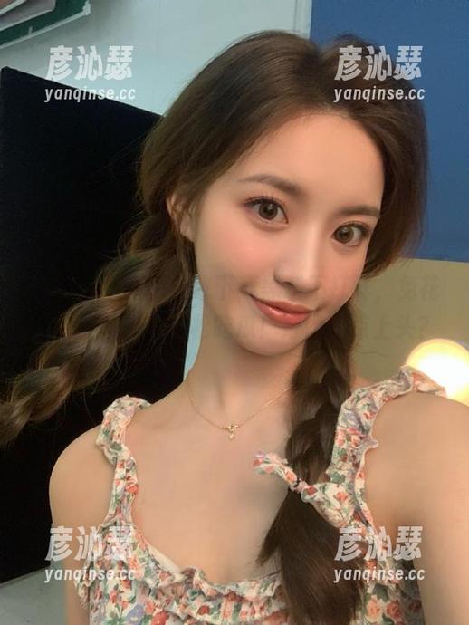 快来下载黑料不打烊，免花一分钱，轻轻松松吃瓜！好像有点上头？