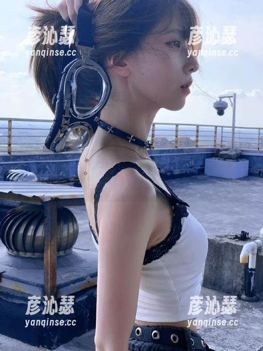 黑料社 黑料社发布的宝典,下载安装就能get神秘技能!