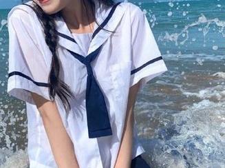 翻着黑料社网站的帖子，心里是既好奇又无奈，这瓜真没完！