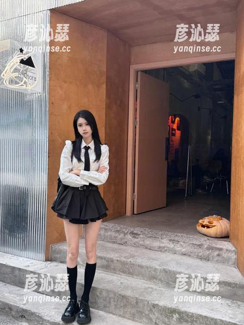 黑料社区首页：在线聊天成瘾，最有创意的现实瓜