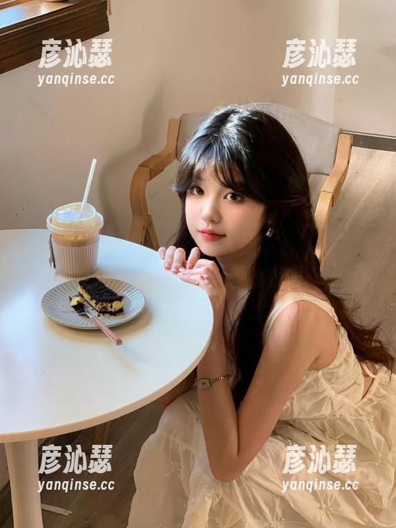 “黑料网”的导航怎么感觉有点离谱？下载后我只想翻白眼。